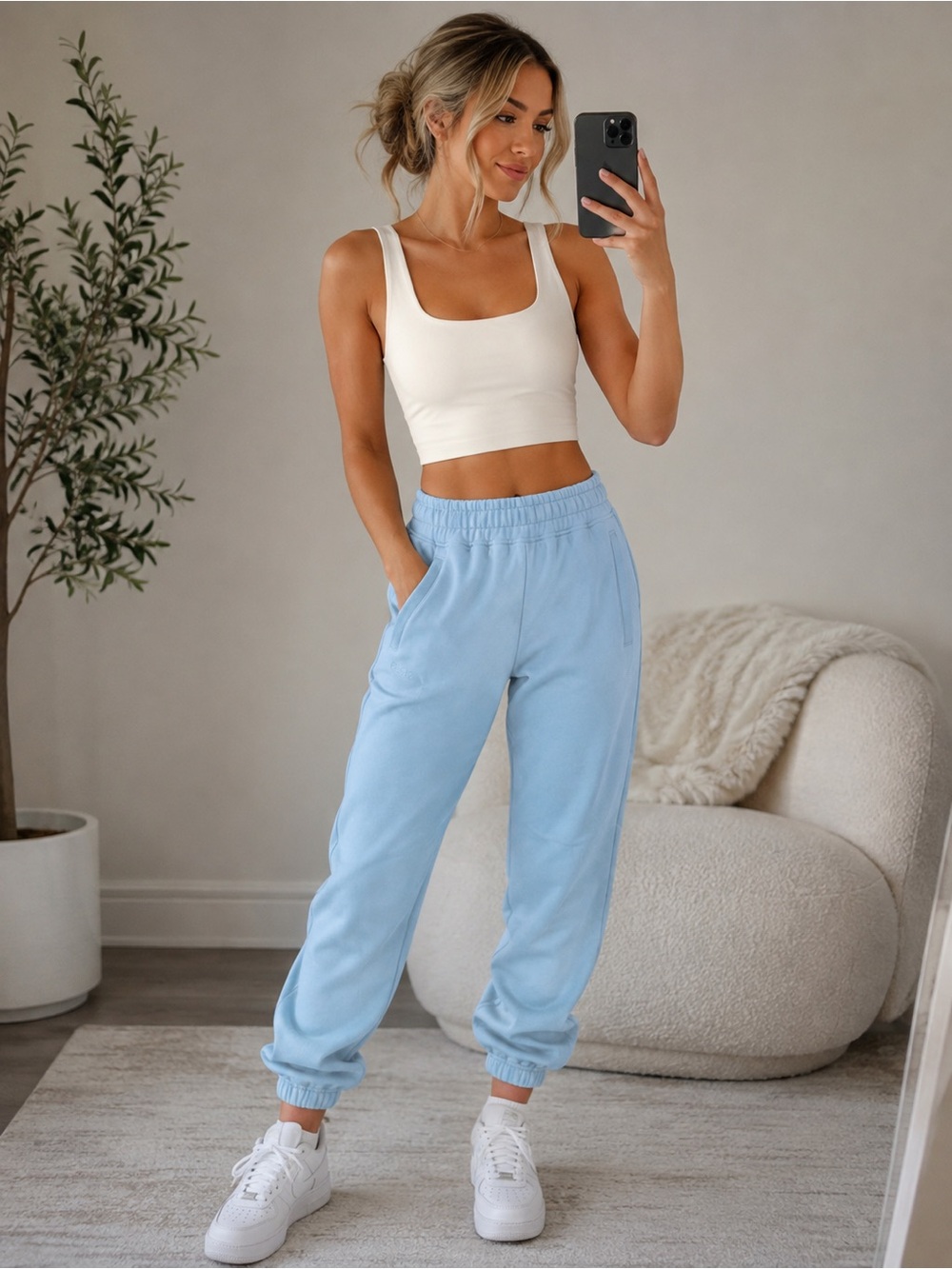 F182. FLEO |Day Dream Sweatpants - Sky Blue - M